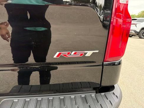 Used 2025 Chevrolet Silverado 1500 RST AWD/4WD image 11