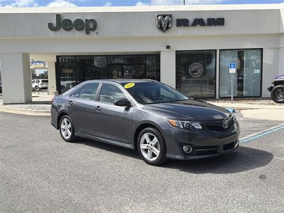 Used 2014 Toyota Camry SE