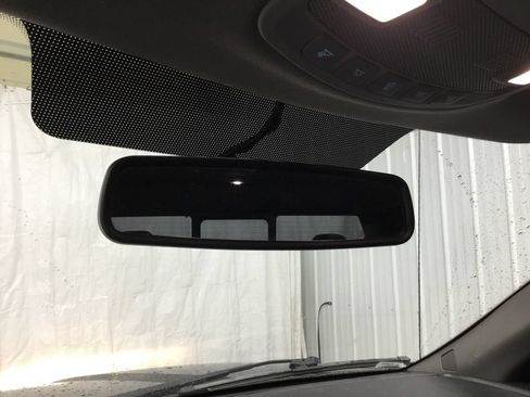 Used 2017 Ford F150 XLT w/ Equipment Group 302A Luxury AWD/4WD image 15