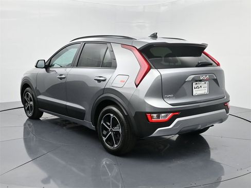 New 2025 Kia Niro EX image 6