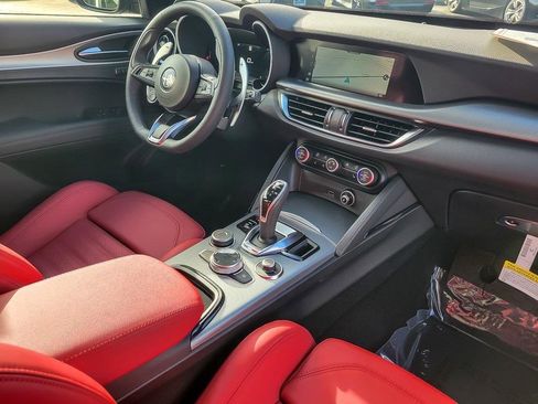 New 2025 Alfa Romeo Stelvio Sprint w/ Veloce Package image 20
