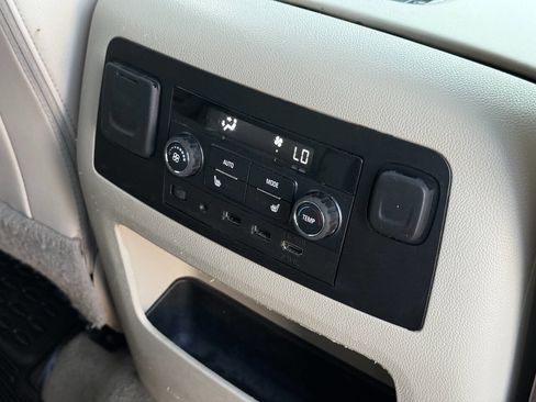 Used 2018 GMC Yukon XL Denali w/ Denali Ultimate Package AWD/4WD image 38