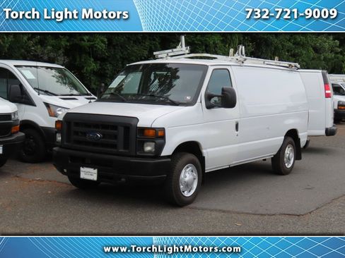 Used 2014 Ford E-150 and Econoline 150 RWD image 1