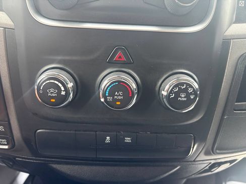 Used 2019 RAM 1500 Express w/ Express Value Package AWD/4WD image 24