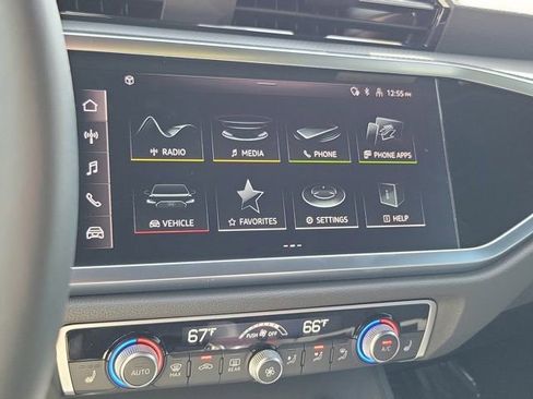 Certified 2025 Audi Q3 2.0T Premium Plus image 25