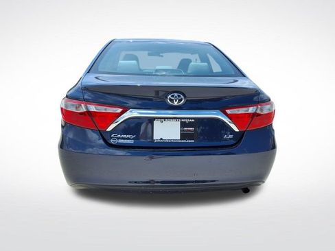 Used 2015 Toyota Camry LE FWD image 15