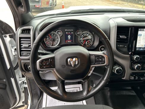Used 2024 RAM 2500 Tradesman w/ Chrome Appearance Group AWD/4WD image 16