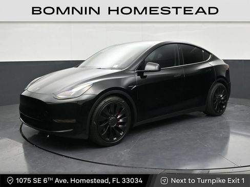 Used 2022 Tesla Model Y Performance AWD/4WD image 1