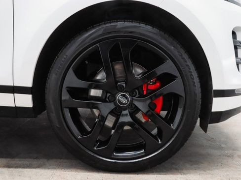 Used 2023 Land Rover Range Rover Evoque R-Dynamic S image 10