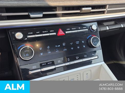 Used 2024 Hyundai Santa Fe Limited AWD/4WD image 25