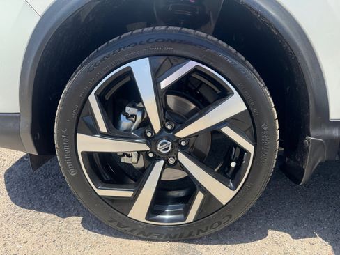 Used 2022 Nissan Rogue Sport SL w/ Premium Package FWD image 26