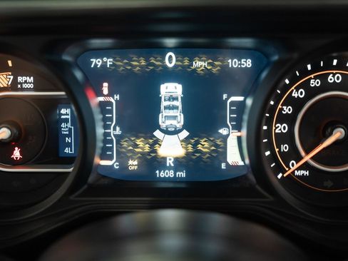 Used 2024 Jeep Wrangler Unlimited Rubicon 392 AWD/4WD image 58