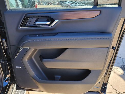 New 2026 GMC Yukon XL Denali w/ Denali Reserve Package image 49
