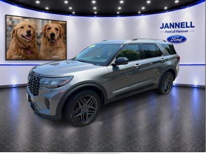 Used 2025 Ford Explorer ST-Line w/ ST-Line Street Pack