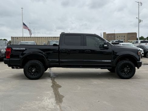 Used 2022 Ford F250 Lariat w/ Tremor Off-Road Package AWD/4WD image 3
