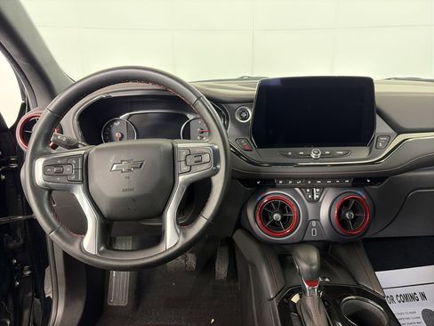 Certified 2023 Chevrolet Blazer RS image 3