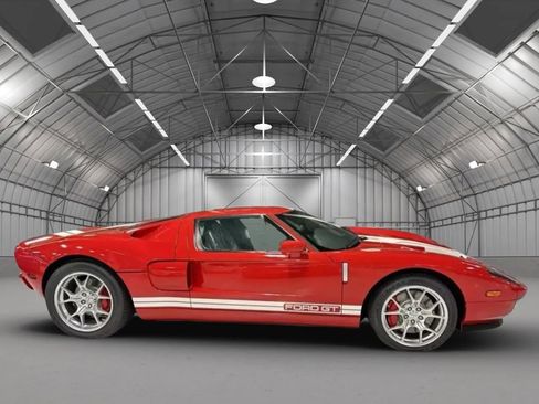 Used 2005 Ford GT Coupe 2D image 6