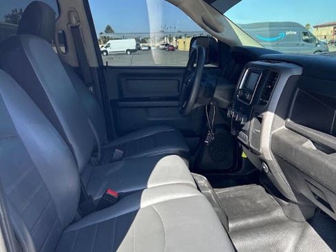 Used 2022 RAM 1500 Tradesman w/ Chrome Appearance Group image 16