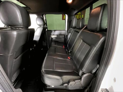 Used 2014 Ford F250 Lariat w/ Lariat Ultimate Package image 17