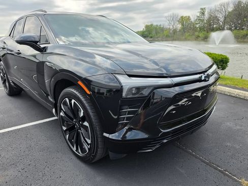 Used 2024 Chevrolet Blazer EV RS AWD/4WD image 15