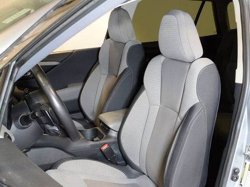 Used 2020 Subaru Outback Premium AWD/4WD image 3