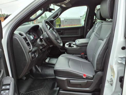 Used 2025 RAM 2500 Tradesman image 10