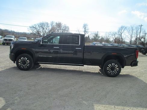 New 2026 GMC Sierra 3500 Denali Ultimate image 9