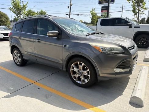 Used 2014 Ford Escape Titanium w/ Equipment Group 401A FWD image 3