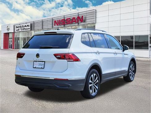 Used 2024 Volkswagen Tiguan S image 4