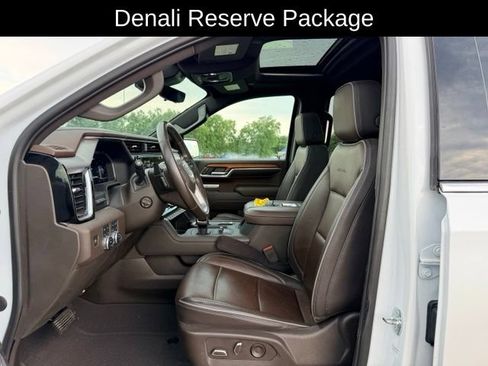 Certified 2022 GMC Sierra 1500 Denali w/ Denali Reserve Package AWD/4WD image 8