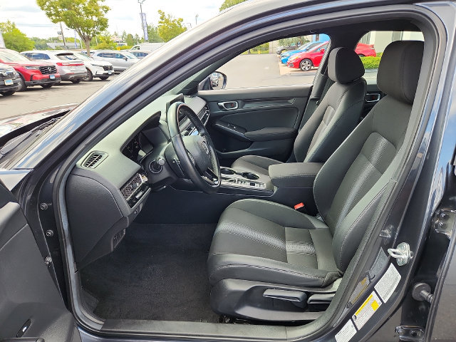 Used 2025 Honda Civic Sport image 14