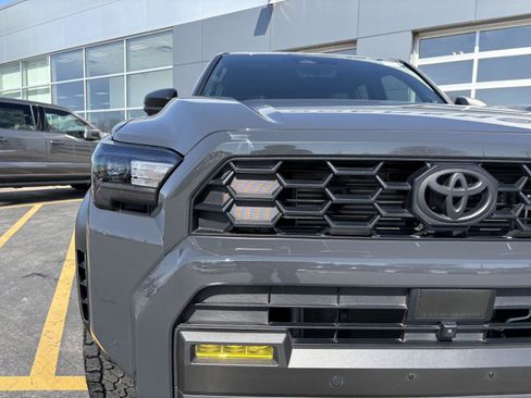 Used 2025 Toyota 4Runner TRD Off-Road Premium image 25