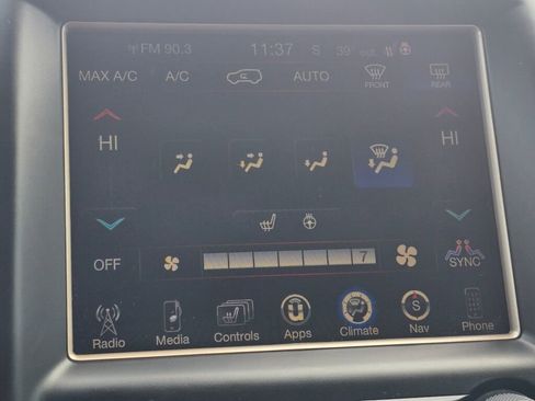 Used 2015 Jeep Grand Cherokee Laredo w/ Security & Convenience Group image 26