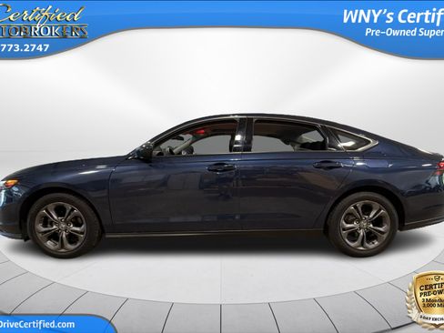 Used 2023 Honda Accord EX image 9