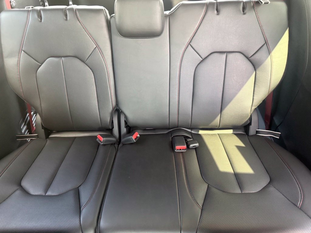 New 2027 Chrysler Pacifica Select FWD image 42