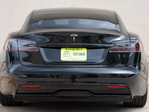 Used 2022 Tesla Model S AWD/4WD image 10