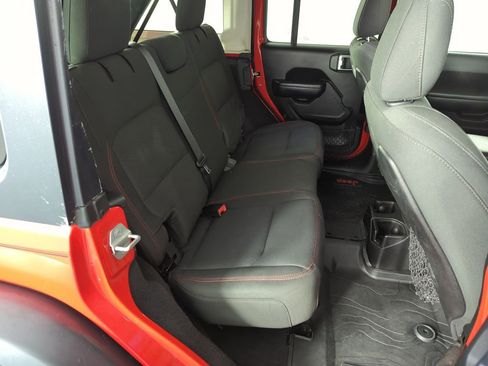 Used 2021 Jeep Wrangler Unlimited Rubicon image 32