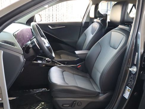Used 2024 Kia Niro Wind FWD image 20