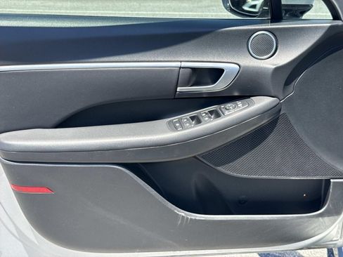 Used 2025 Hyundai Sonata SEL FWD image 23