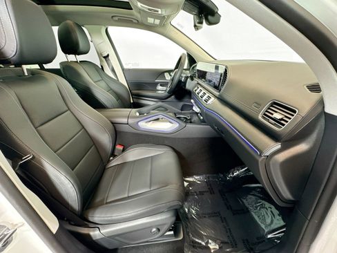 New 2026 Mercedes-Benz GLS 450 4MATIC image 27