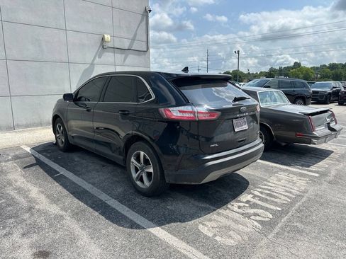 Used 2022 Ford Edge SEL w/ Convenience Package AWD/4WD image 4
