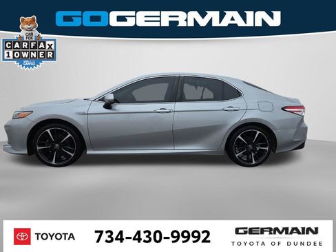 Used 2019 Toyota Camry LE image 11