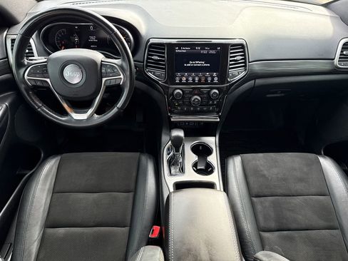 Used 2021 Jeep Grand Cherokee Laredo X RWD image 11