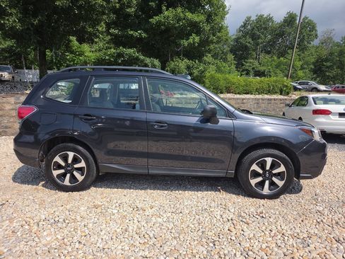 Used 2018 Subaru Forester 2.5i w/ Alloy Wheel Package AWD/4WD image 6