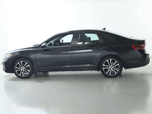 Used 2023 Volkswagen Jetta Sport image 37