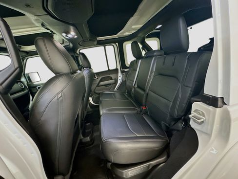 Used 2023 Jeep Wrangler Sahara w/ Cold Weather Group image 29