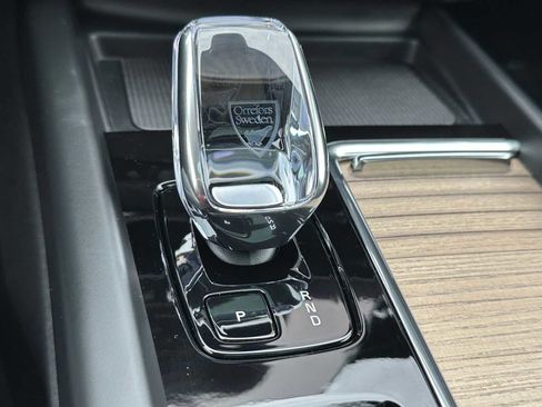 New 2026 Volvo XC60 B5 Ultra w/ Protection Package Premier image 34