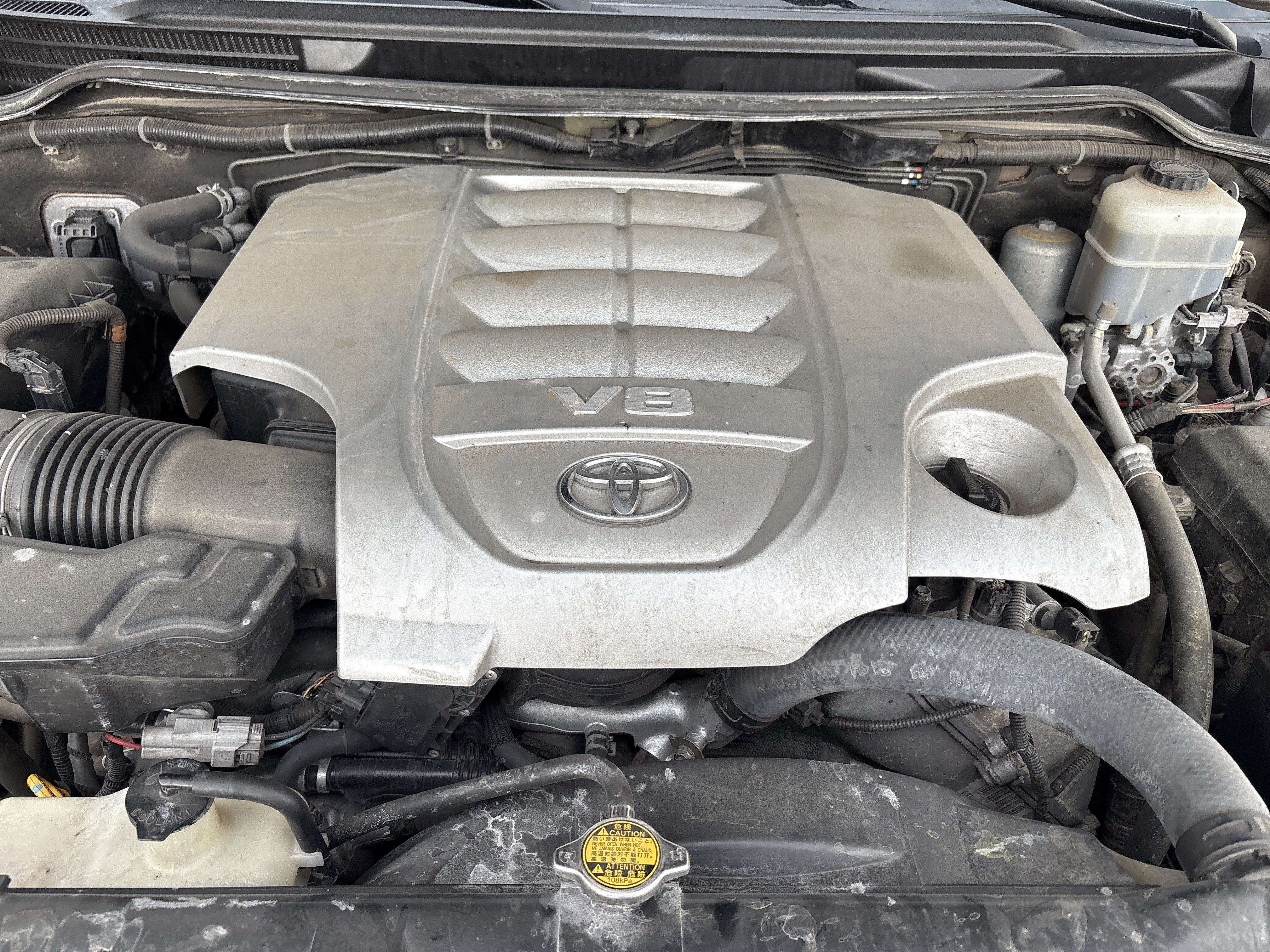 Used 2008 Toyota Land Cruiser w/ Upgrade Pkg AWD/4WD image 34