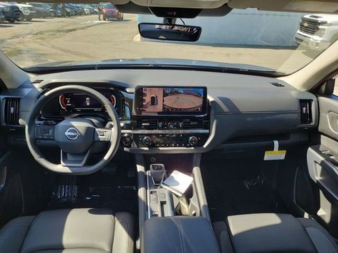 New 2026 Nissan Pathfinder SL FWD image 22