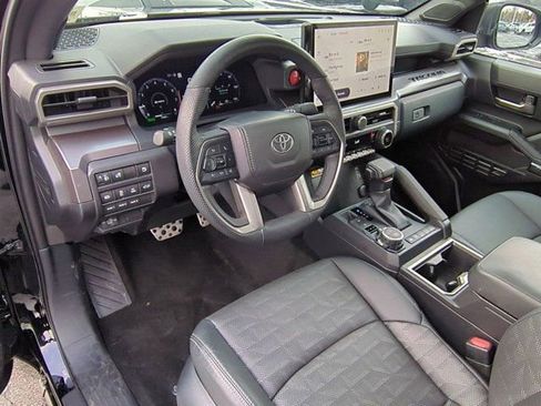 Certified 2025 Toyota Tacoma TRD Sport w/ TRD Sport Premium Package AWD/4WD image 10